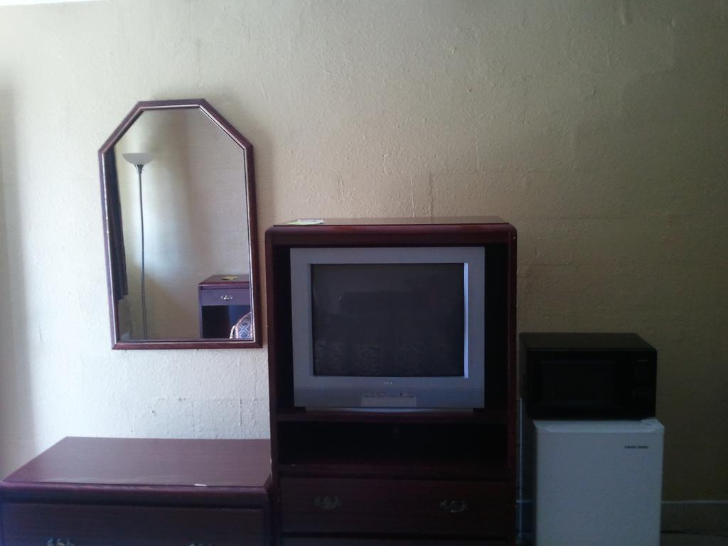 Holiday Motel Hugo Quarto foto