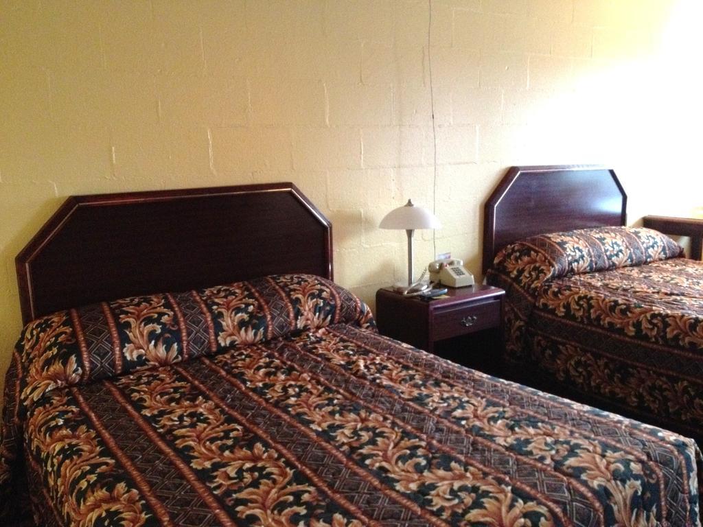 Holiday Motel Hugo Quarto foto